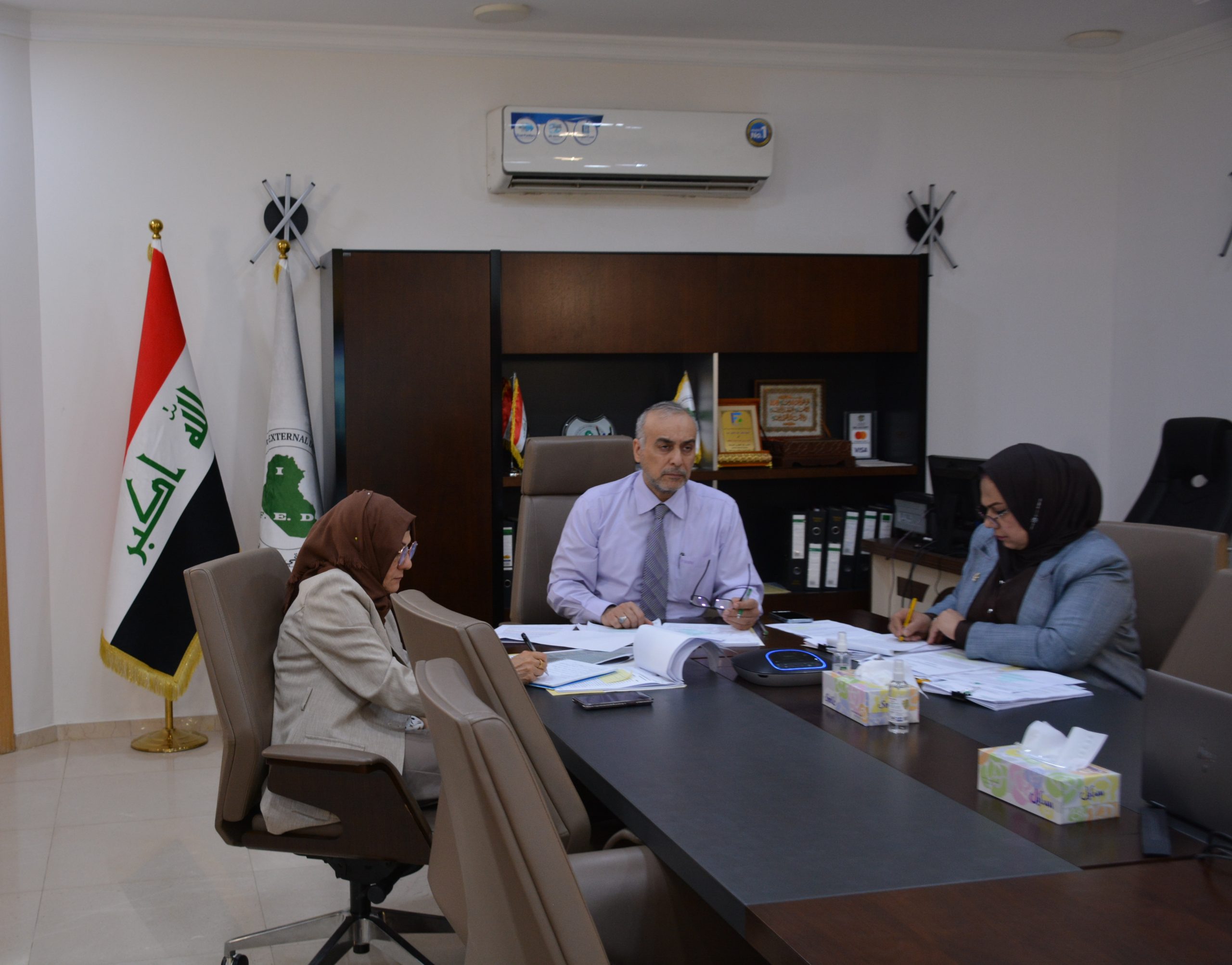 You are currently viewing عقد لقاء مع السيد رئيس مجلس إدارة الشركة العربية للصناعات الدوائية والمستلزمات الطبية / اكديما