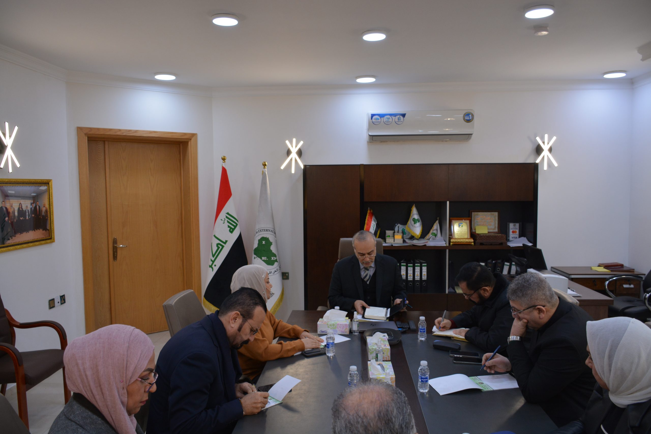 Read more about the article الصندوق العراقي للتنمية الخارجية يعقد اجتماع مع الكادر المتقدم  للصندوق